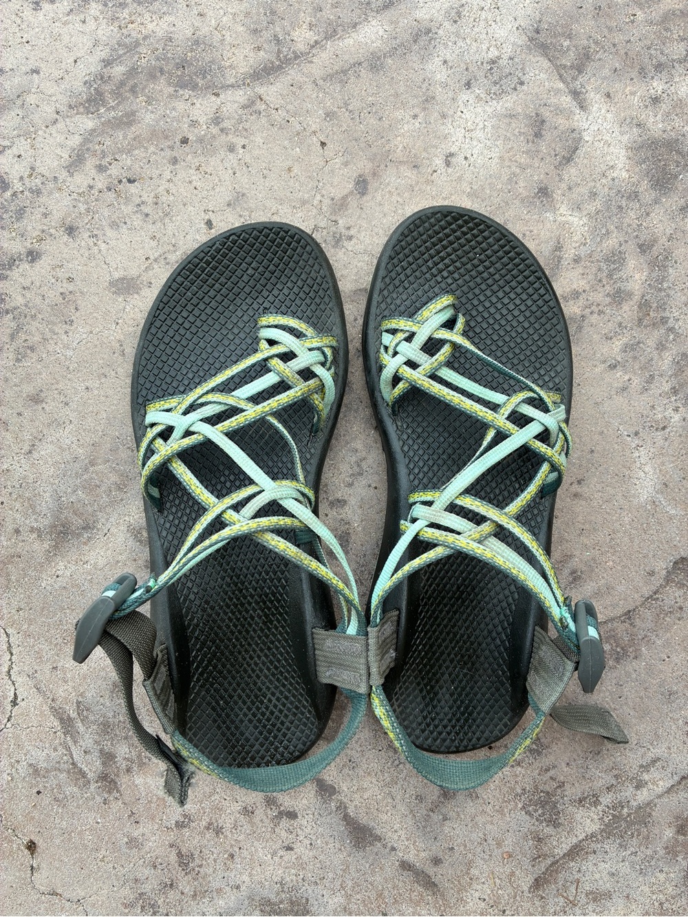Women’s Strappy Chaco Sandals in Turquoise and Lime W10